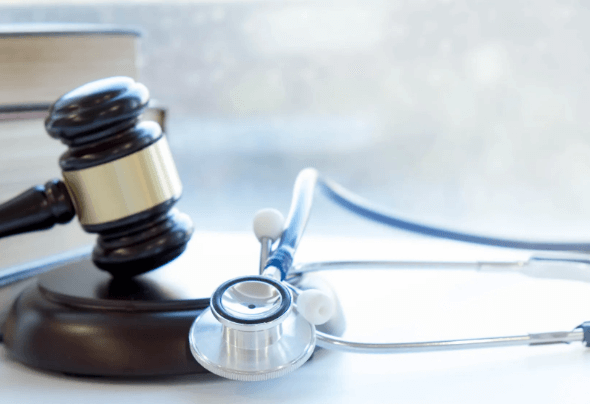 Why Medical Malpractice Cases Require Expert Witnesses