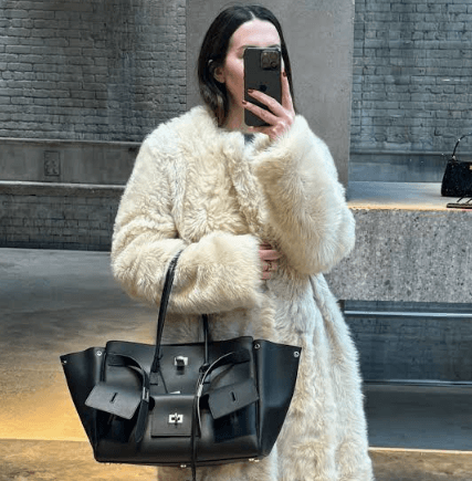 Building a Capsule Bag Collection Around One Great Handbag Women's Style