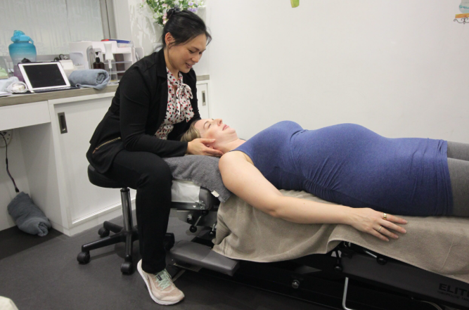Signs You Might Need to See a Chiropractor in Hong Kong